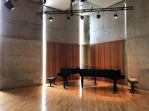 ムジカーザにて2台ピアノをやる